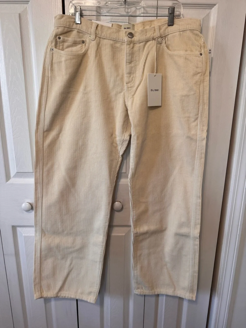 DL1961 Woman’s Cream Corduroy Pants Drue Straight Sz 32 - about US12/14 NWTS - Picture 2 of 10